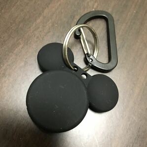 《未使用品》Disney ディズニー ブラックミッキーカリビナウォッチ 電池交換済み 稼働中 キーホルダー ラバーケースの画像2