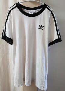 アディダス adidas Tシャツ 半袖 半袖Tシャツ リンガーネックTシャツ 刺繍トレフォイルロゴ 訳あり　送料無料