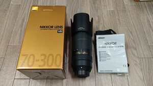 NIKON　ニコン　AF-S　NIKKOR　70-300mm　F4.5-5.6E　ED VR　HB-82