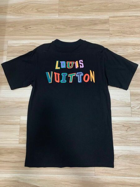 【並行輸入品】ルイヴィトン NBA Tシャツ LOUIS VUITTON
