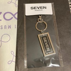 BTS グク　キーリング　seven