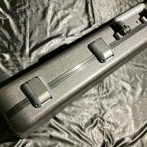Fender Deluxe Molded Case Electric Bass エレキベース用ハードケース【三条店】の画像2