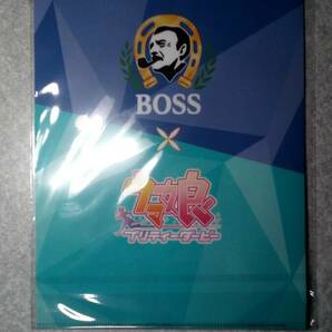 サントリーオリジナル BOSS×ウマ娘 缶バッジ付クリアファイル 計４種（未開封）の画像4