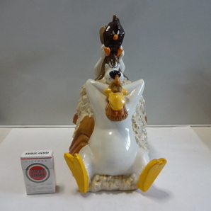 クッキージャー(小物入れ) FOGHORN LEGHORN COOKIE JAR 1996 ワーナーブラザース ルーニーチューンズ 陶器製 箱にイタミあります。の画像2