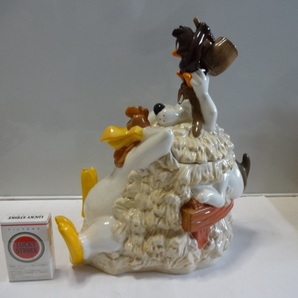 クッキージャー(小物入れ) FOGHORN LEGHORN COOKIE JAR 1996 ワーナーブラザース ルーニーチューンズ 陶器製 箱にイタミあります。の画像3