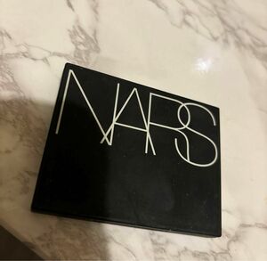 NARS アイシャドウ