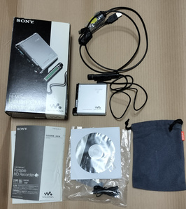 【中古良品】SONY MZ-RH1 S／ ソニー、MDプレーヤー、リニアPCM録音、PC出力対応、通電再生ＯＫ ★イヤホンなし【本体表面キズ多い】