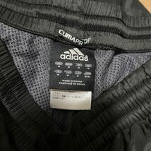 adidas セットアップ ウインドブレーカー ジャージ　黒金　上下 CLIMAPROOF Oサイズ　ポリエステル_画像9