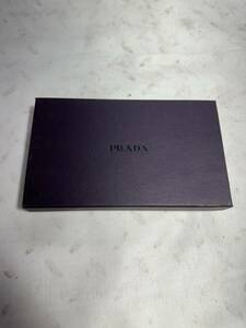 プラダ　PRADA 財布　長財布　