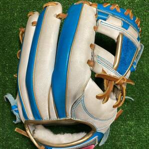 【即戦力品】KUBOTA SLUGGER 久保田スラッガー 一般軟式用 内野手用 グラブ KSN-AR4 スチーム型付済 スカイブルー×ホワイト×ゴールドの画像2