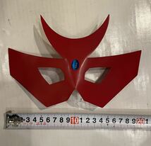 仮面の忍者赤影の40周年記念モデル（1/1マスク 赤影マスク 黄金の仮面完成品) 限定150個のメモリアル商品_画像2