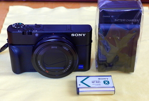 美品　SONY　ソニー　デジタルカメラ　DSC-RX100M3 