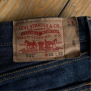 USA古着 LEVIS リーバイス デニム ジーンズ 501 メンズ 36x32サイズ アメカジ 春物 ストレート ボトムス パンツ お洒落 コットン P1382の画像6