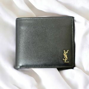 美品　SAINT LAURENT　サンローラン　タイニーカサンドラ E/W二つ折り財布 コインウォレット 黒　ゴールド 