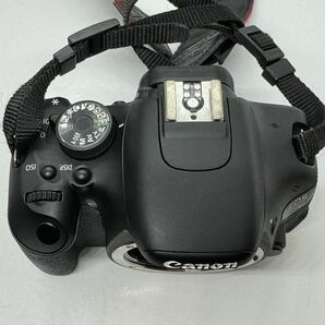 良品 Canon EOS Kiss X5 ダブルズームキット / CANON ZOOM LENS EF-S 18-55mm 1:3.5-5.6 IS II / EF-S 55-250mm 1:4-5.6 IS II【HH126】の画像3