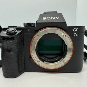 美品 SONY α7II ILCE-7M2 ミラーレス一眼 / 4.5-5.6/75-300 1.5m/4.9ft MACRO / LA-EA4 マウントアダプター付属 【HH136】の画像2