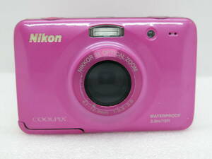 Nikon COOLPIX S30 デジタルカメラ　NIKKOR 3x OPTCAL ZOOM 4.1-12.3mm 1:3.3-5.9 【KNK052】