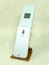 7226【良品/SIMロック解除済み】らくらくホン　F-01M　ホワイト　送料無料 保証あり　防水　4G携帯【即決】_画像3