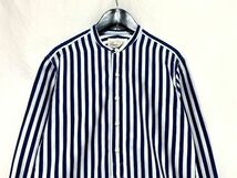 ●美品　HAVERSACK ハバーサック　ロンドンストライプ バンドカラーシャツ 日本製 ホワイト×ネイビー ０_画像2