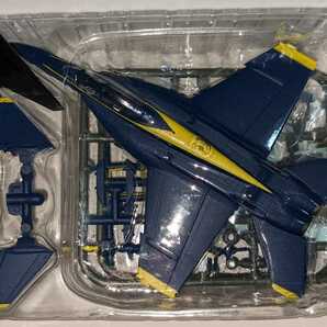 E.F/A-18F アメリカ海軍 ブルーエンジェルス スーパーホーネットファミリー2 1/144 ハイスペックシリーズVol.7 F-toysの画像2