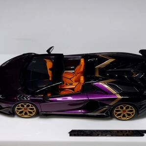 Axellworks/メイクアップ/アイドロン1/43Lamborghini Aventador SVJ Roadster Ad Personam2tone paint Alba Cielo/Nero Helene Ltd.35pcs.の画像9