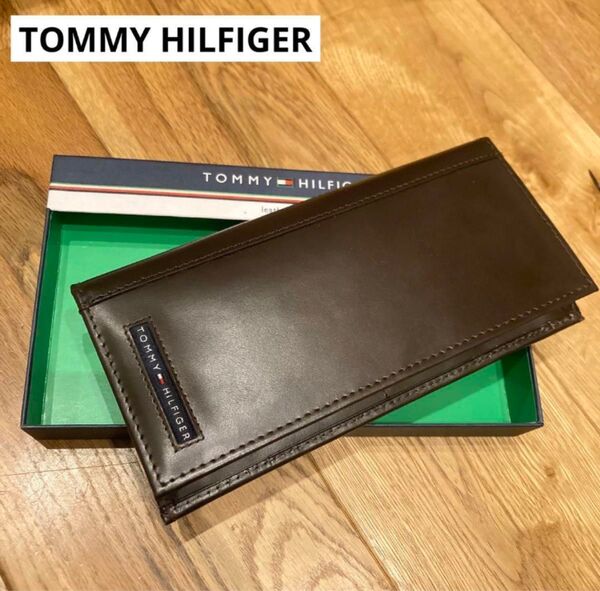 Tommy Hilfiger トミーヒルフィガー　長財布　ウォレット　ブラウン