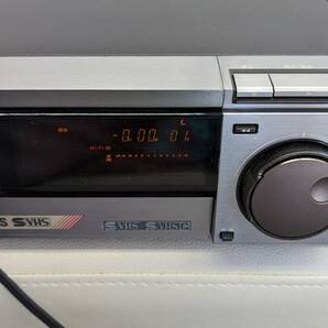 Victor ビクター HR-SC1000 高級 S-VHS/VHS-C ビデオカセットレコーダー 通電OK  42㎝×37㎝×10㎝の画像3