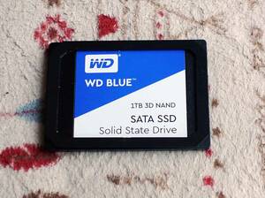 Western Digital WDS100T2B0A 1000GB SATA内蔵2.5インチSSD 1台 使用時間2641時間