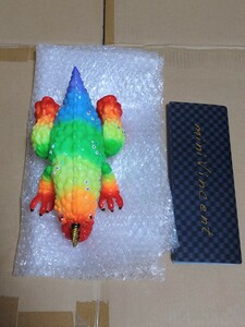 INSTINCTOY mini VINCENT rainbow G.I.D edition 青蓄光 ice vincent