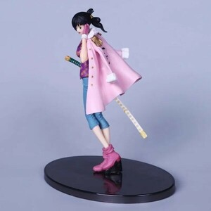 ONE PIECE ワンピース たしぎ フィギュア 17cm めがね取り外し可