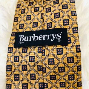 Burberrys バーバリー BURBERRY メンズ 男性 紳士 ネクタイ 総柄 イエロー 黄色 黄 結婚式 二次会 ビジネス 美品 未使用に近い 剣先 9.5cmの画像5