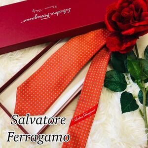 SalvatoreFerragamo サルヴァトーレフェラガモ メンズ 男性 紳士 ネクタイ ブランドネクタイ 総柄 花柄 オレンジ 橙 新品未使用 剣先 8cm