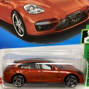 【Dollar General限定カラー】☆ホットウィール☆ ポルシェ パナメーラ Hot Wheels 