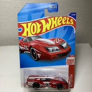 【Target限定レッドエディション】☆ホットウィール☆ '76 シボレー グリーンウッド コルベット RED EDITION  Hot Wheels の画像2