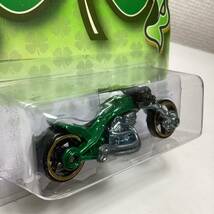 【Walmart限定】☆ホットウィール☆ ブラスト　レーン　クローバー　カーズ　Hot Wheels _画像4