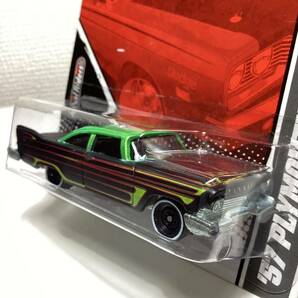 ☆ホットウィール☆ '57 プリマス フュリー GARAGE ガレージ シリーズ Hot Wheels の画像3