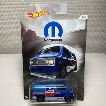 ☆ホットウィール☆ カスタム　'77 ダッジ　バン　モパー　Hot Wheels_画像2