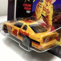 ☆ホットウィール プロ レーシング☆ シボレー　モンテカルロ　#4 ナスカー NASCAR リアルライダー　カードダメージあり　Hot Wheels_画像4