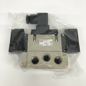 【未使用】　SMC ソレノイドバルブ　VFS3210-5DZ-03-Q 　①(N60422_8_5suy)