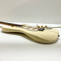 ◆【ジャンク品】Squier by Fender スクワイア フェンダー STARTOCASTER エレキギター 弦楽器 ソフトケース付 現状品 (E2)N/G60415/9/4.6_画像5