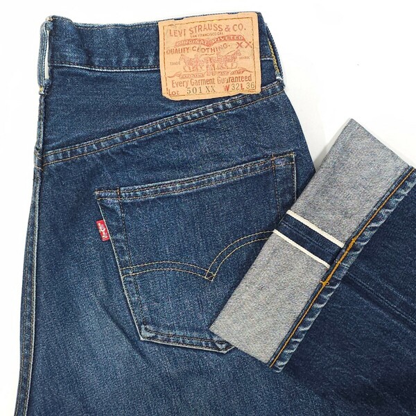 米国製Levi'sリーバイス☆501XXヴィンテージ復刻ジーンズW32ジーパン赤耳デニムパンツBIG-EビッグEボタン裏555バレンシアUSA製アメリカ製 