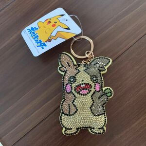 ポケモン　モルペコ　キラキラ　キーホルダー　チャーム