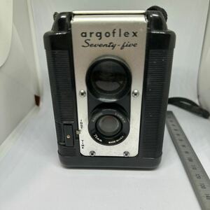 フィルムカメラ argus argoflex seventy five レトロ　カメラ　アンティーク