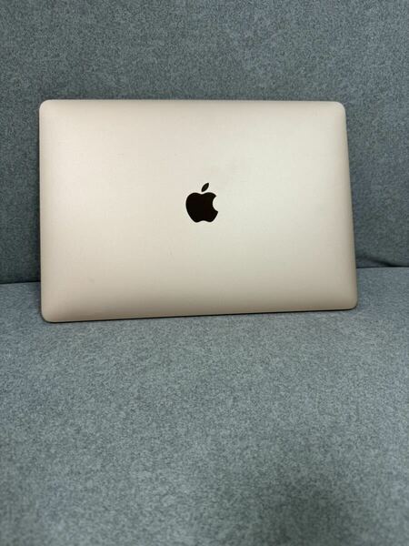 充放電回数2回【中古美品】Apple MacBook Air 13インチ Corei5:1.6GHz 128GB ゴールド MREE2J/A