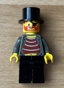 ◇LEGO シルクハット 男爵 ミニフィグ 中古 眼帯 権力者 レゴ 悪役 成金 トップハット フィグのみ 正規品 人物