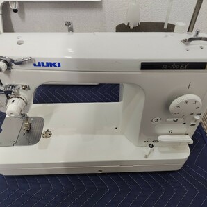 JUKI SL-700EX ミシン ジューキ 家電 職業用 中古 ハンドクラフト 職業用ミシン 裁縫 手工芸の画像2