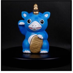 快獣ブースカ フィギュア限定快獣ブースカ　瀬戸焼 招きブースカ招き猫 商売繁盛 ブルマァク M1号 ウルトラQ 昭和レトロ 