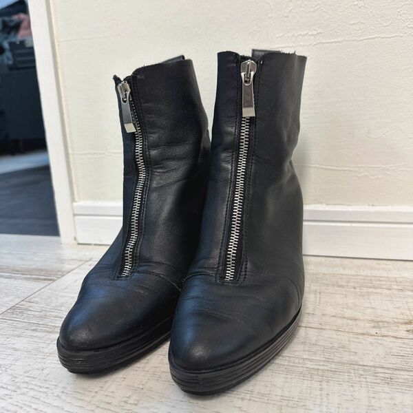 ◆ZARA◆ザラ　ジップアップショートブーツ23.5〜24cm ブラック黒