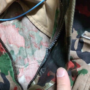 スイス軍 アルペンカモ ヘビージャケット 難あり ユーゴスラビア紛争 コソボ解放軍の画像2