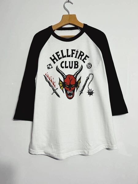 Lサイズ　HELLFIRE CLUB ストレンジャーシングス　ラグラン　Tシャツ Netflix stranger things